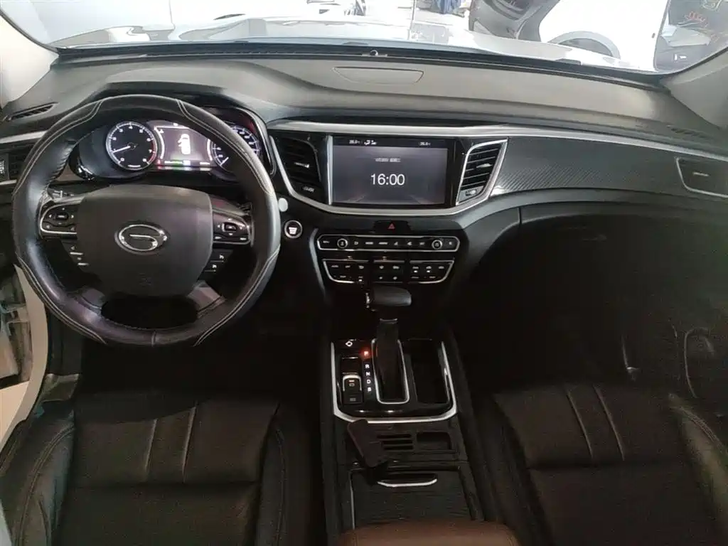 GAC Trumpchi Trumpchi GS7 2017 280T 2WD Luxury фото 10