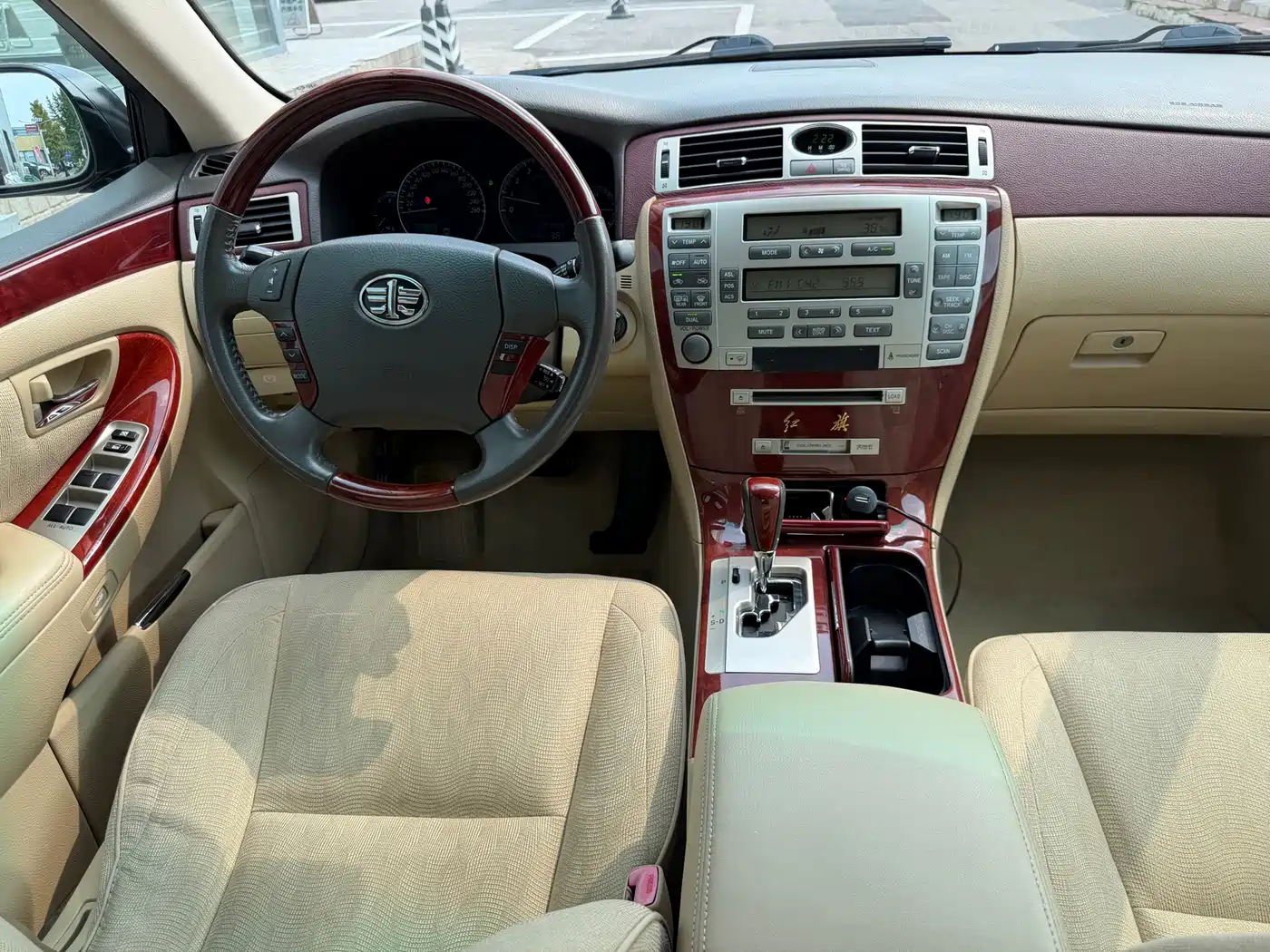 Hongqi Hongqi盛世 2009 2009 3.0L Luxury