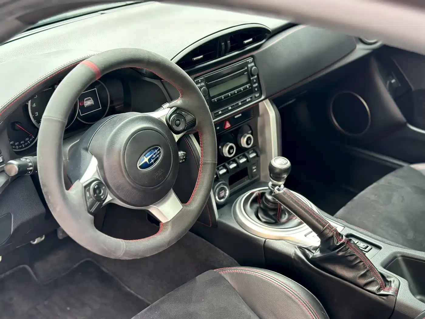 Subaru BRZ 2017 2.0i Manual type-RS Edition фото 5