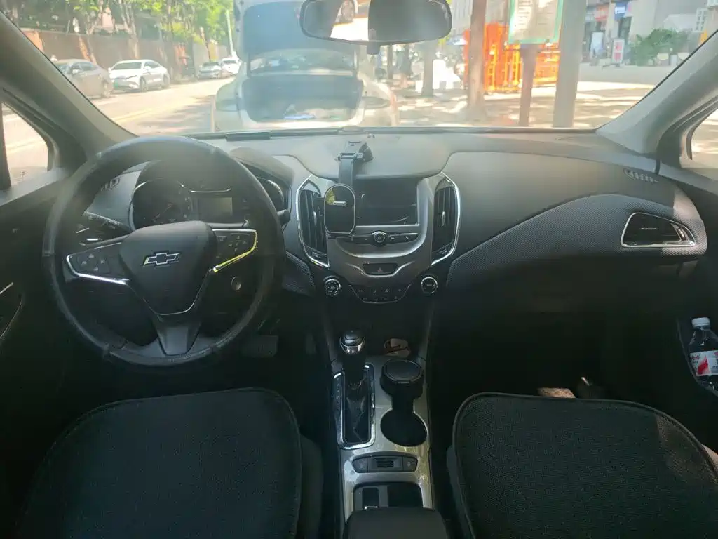 Chevrolet Cruze 2019 2018 Redline 320 Automatic Pioneer Edition