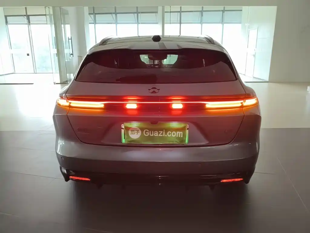 NIO ET5T 2026 2025 Model Champion Commemorative Edition 75kWh Touring