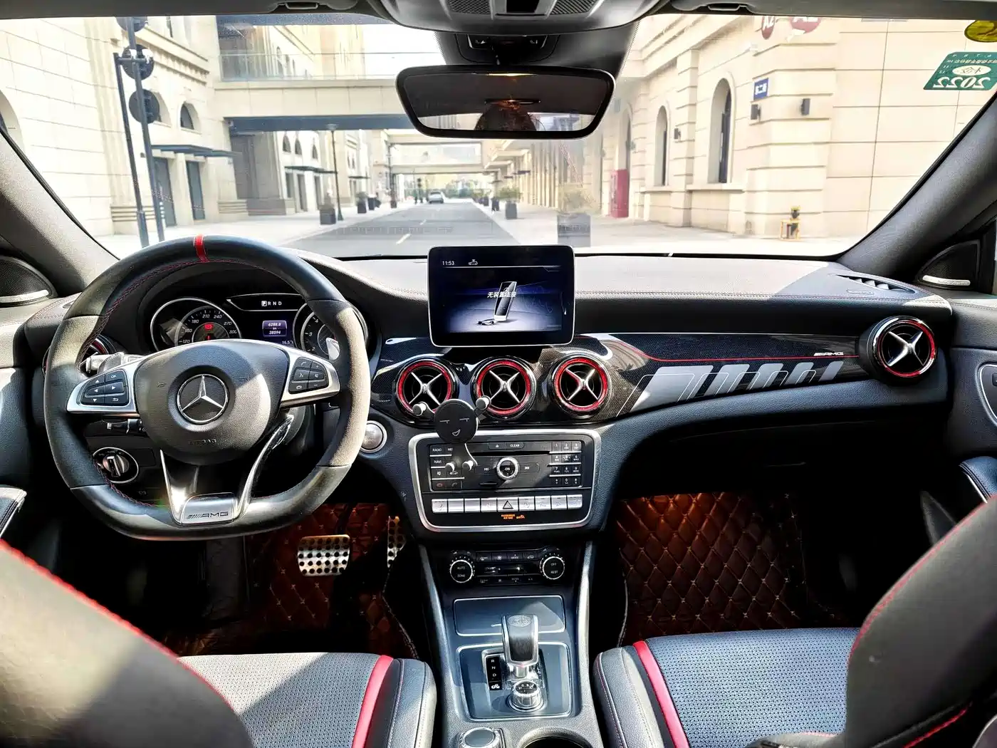 Mercedes-Benz CLA AMG 2017 Facelift AMG CLA 45 4MATIC фото 4