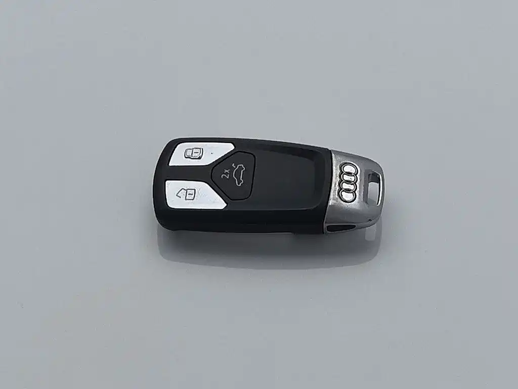 Photo 19 - Audi A4L