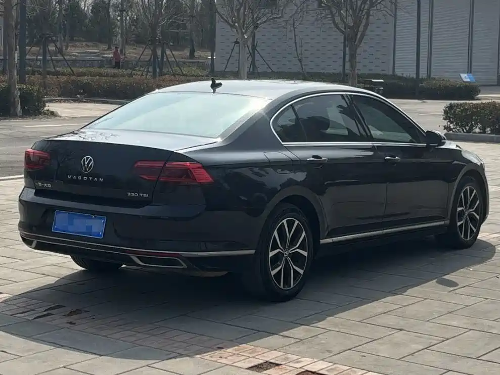 Volkswagen Magotan 2020 330TSI DSG Leading фото 4