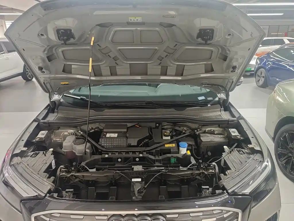 Audi Q4 e-tron 2026 2024 40 e-tron Pioneer Edition
