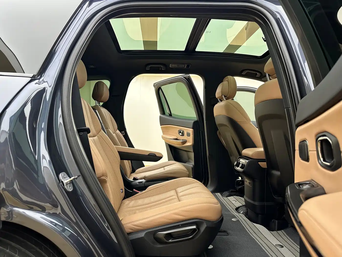 NIO ES8 2022 2020 580KM 6-Seater