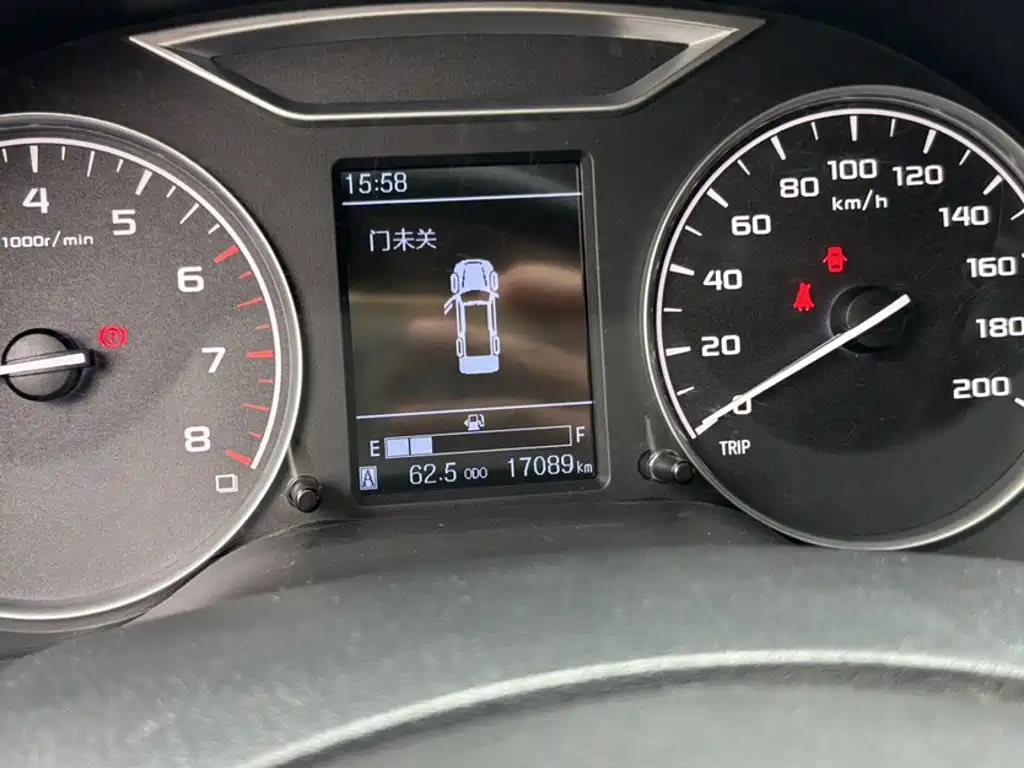 Dongfeng Palasso 2021 2021 1.8T Manual 4WD Elite Edition