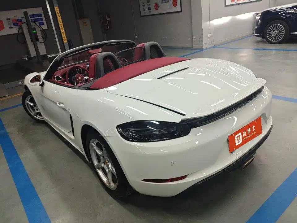 Porsche 718 2024 2022 Boxster 2.0T