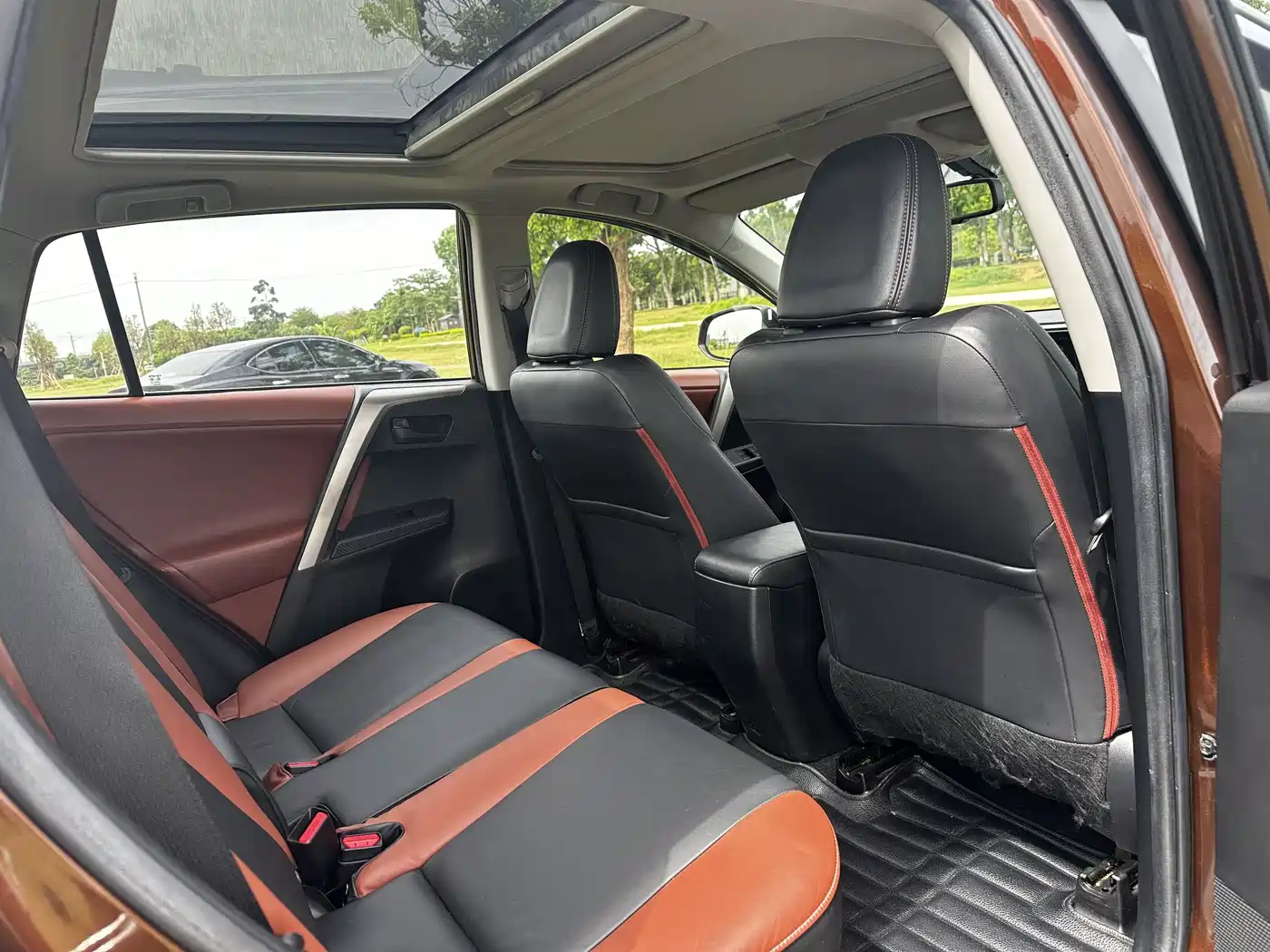 Toyota RAV4 Rongfang 2013 2.5L Auto 4WD Elite фото 14