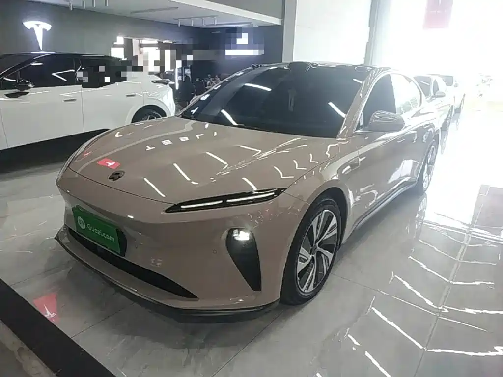 NIO ET5 2024