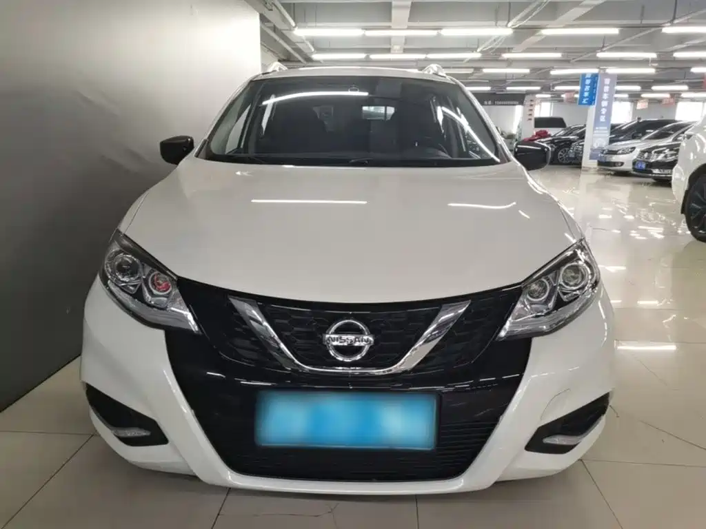 Nissan Tiida, миниатюра 3