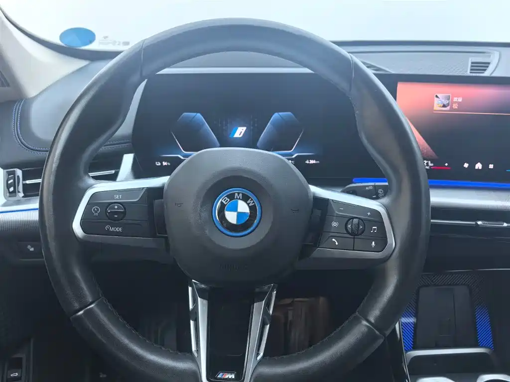 BMW iX1 2025 2025 eDrive25L M Sport Package