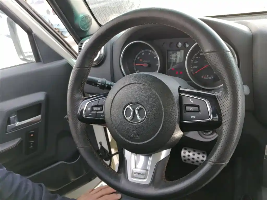 BAIC ORV Beijing Offroad BJ40 2016 Model 40L 2.3T Automatic 4WD Exclusive фото 3
