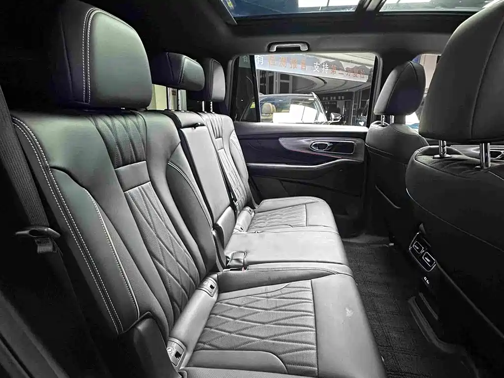 GAC Trumpchi GS8 2025 2025 Pilot Series 2.0TGDI 2WD Luxury Edition 5-seater
