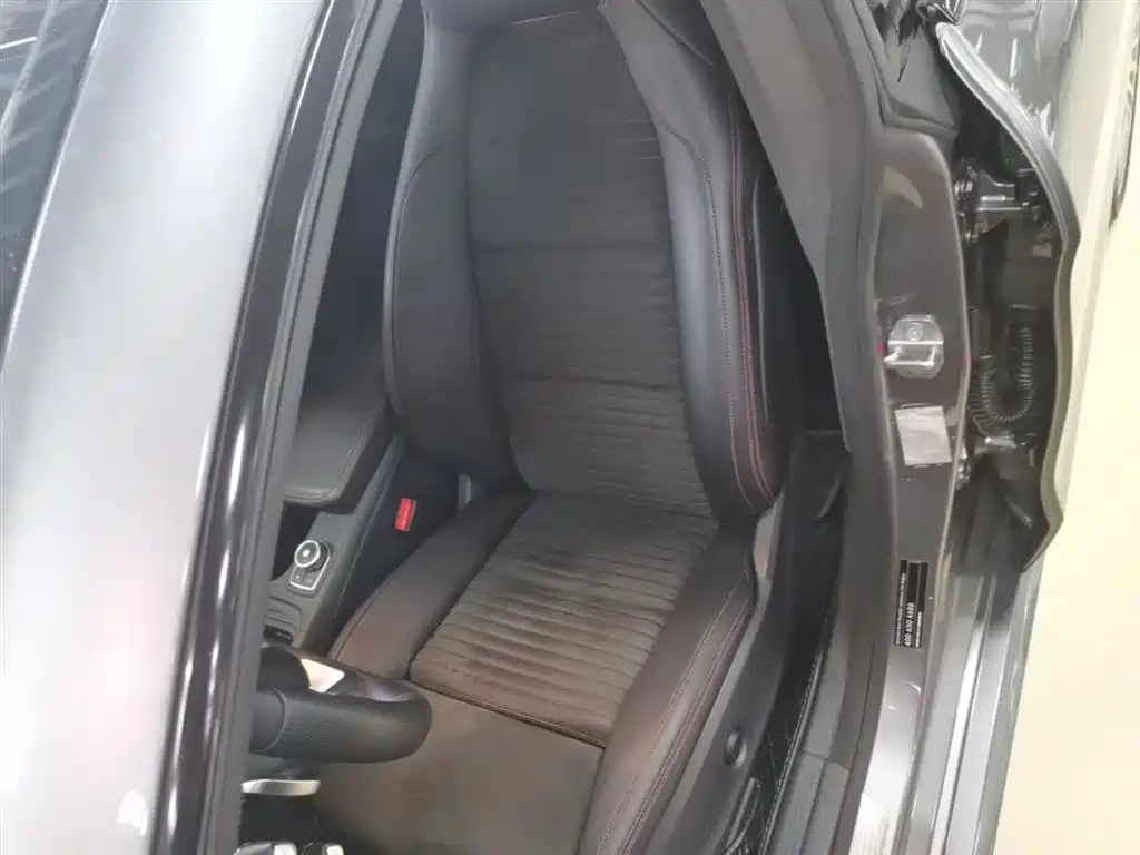 Mercedes-Benz CLA (Import) 2018 CLA 220 4MATIC фото 15