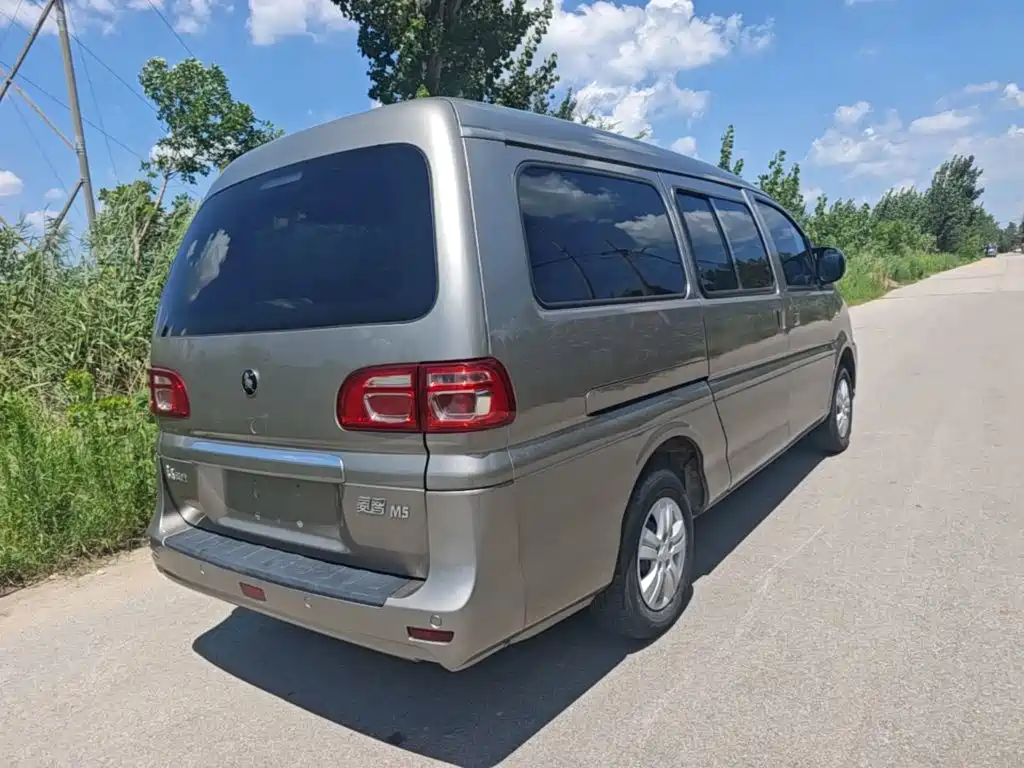 Фото 7 - Dongfeng Fengxing Lingzhi