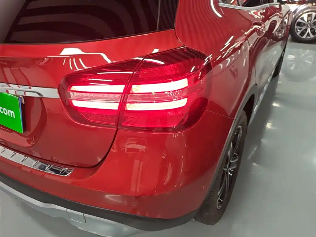 Mercedes-Benz GLA 2018 GLA 200 Fashion фото 8