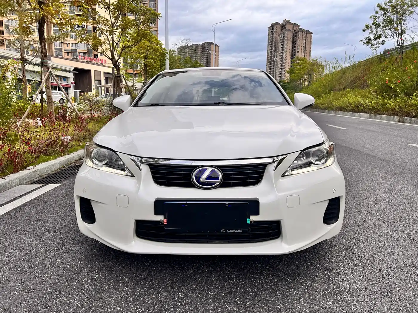Фото 2 - Lexus CT
