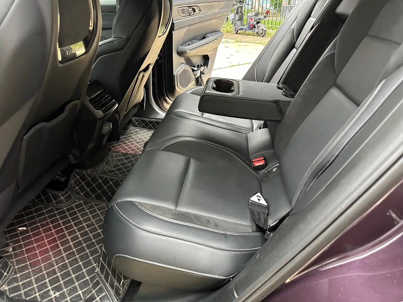 Lynk & Co 01 EM-P 2021 2021 1.5TD PHEV Halo