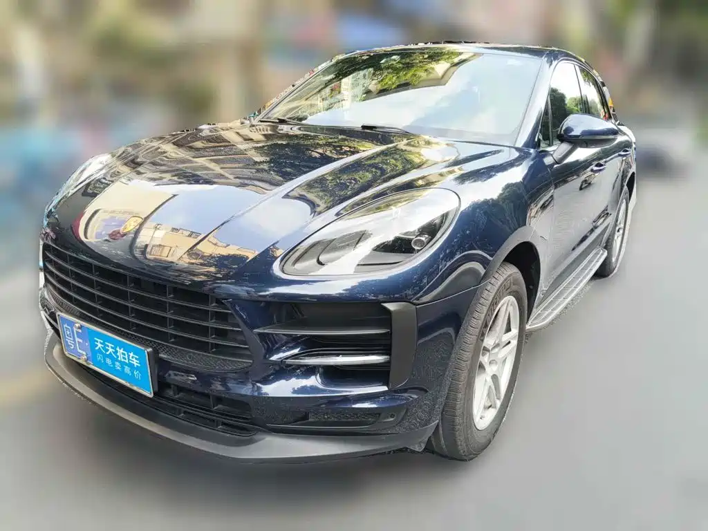 Фото 1 - Porsche Macan