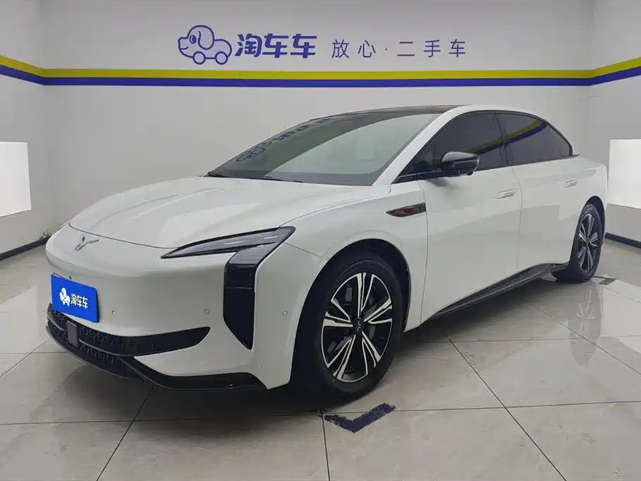 Hongqi EH7 2024 690 Pro