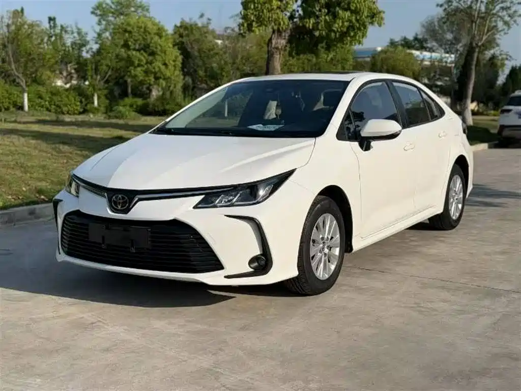 Toyota Corolla 2019 1.2T S-CVT GL-i Elite Edition фото 2