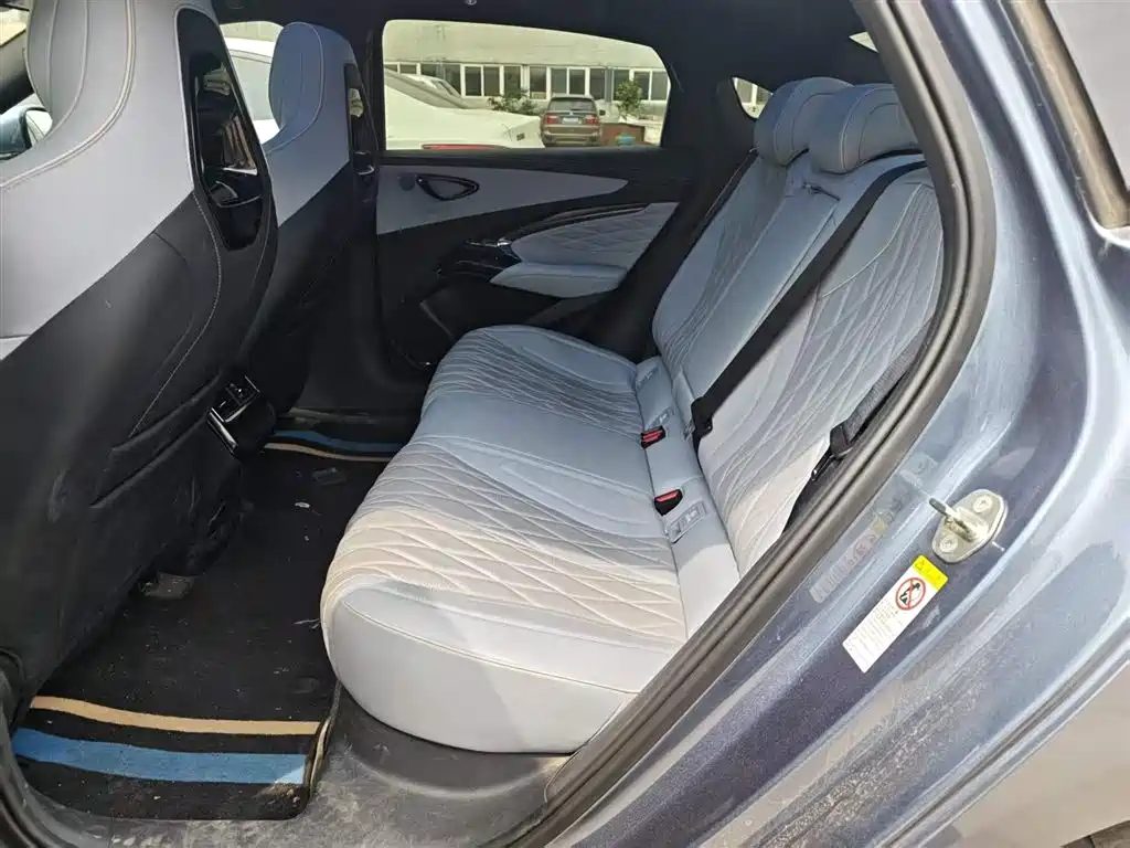 BYD Seal 2023 Champion Edition 700km Performance фото 17