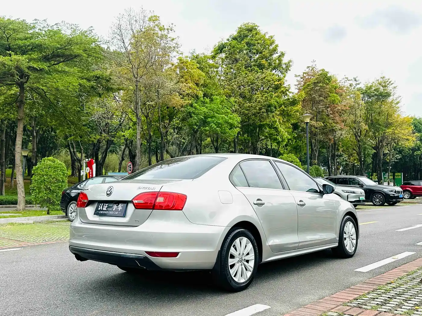 Volkswagen Sagitar 2014 1.4TSI Automatic Luxury фото 5