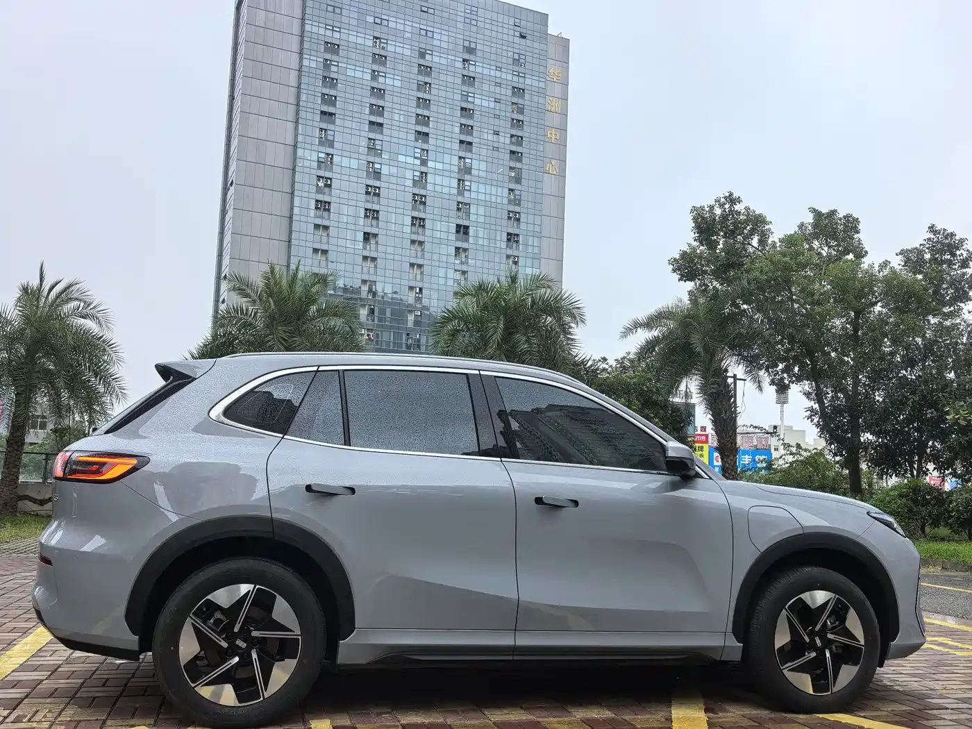 Geely Galaxy Galaxy E5 2026 2026 610km Explorer+ Edition