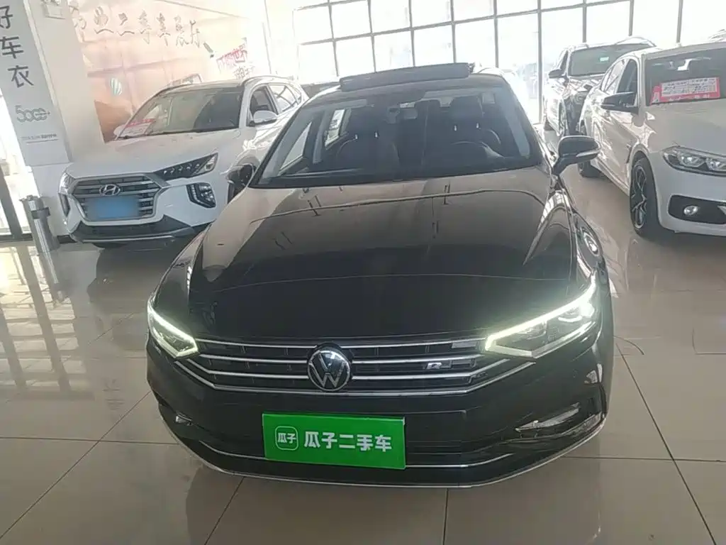 Фото 3 - Volkswagen Magotan
