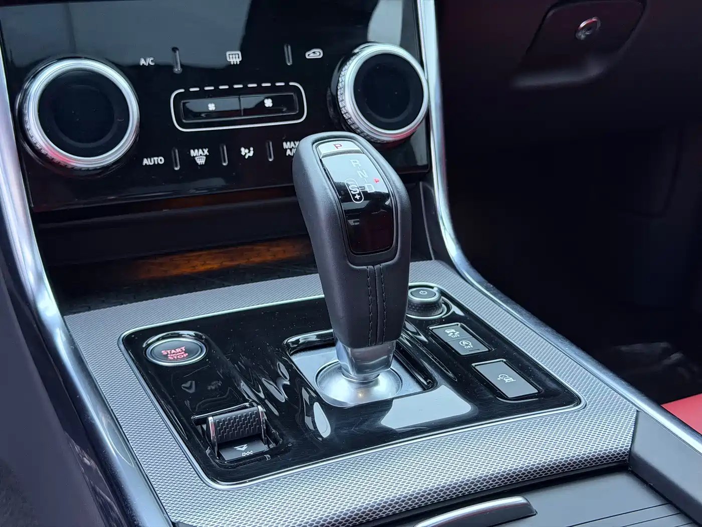JAGUAR XEL