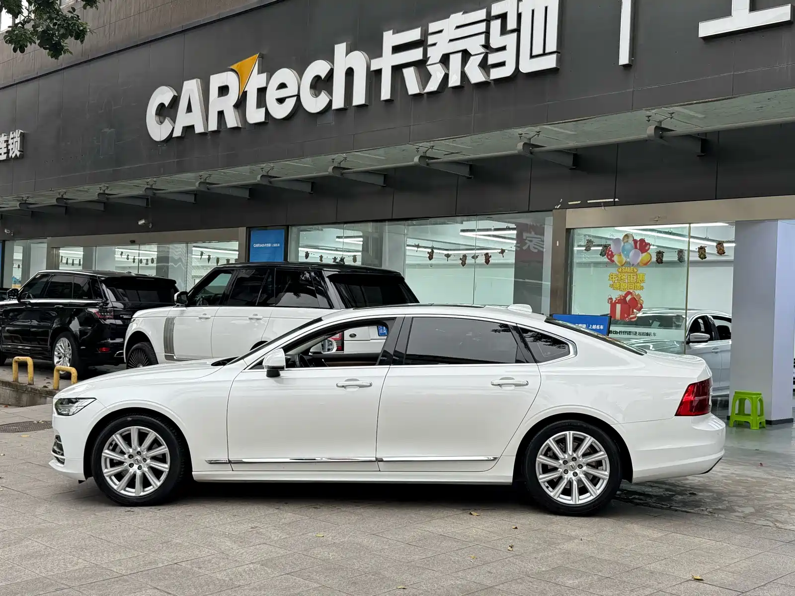 Фото 3 - Volvo S90
