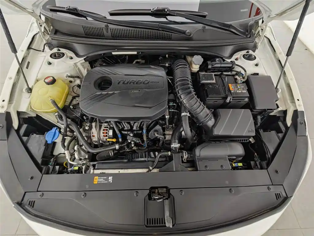 Hyundai Fista 2019 280TGDi Sport Edition China V фото 6