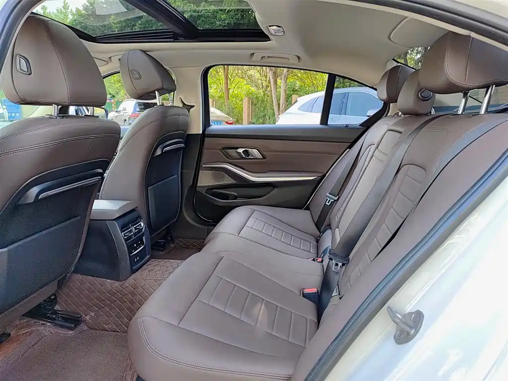 BMW 3 Series 2020 325Li M Sport Package фото 8