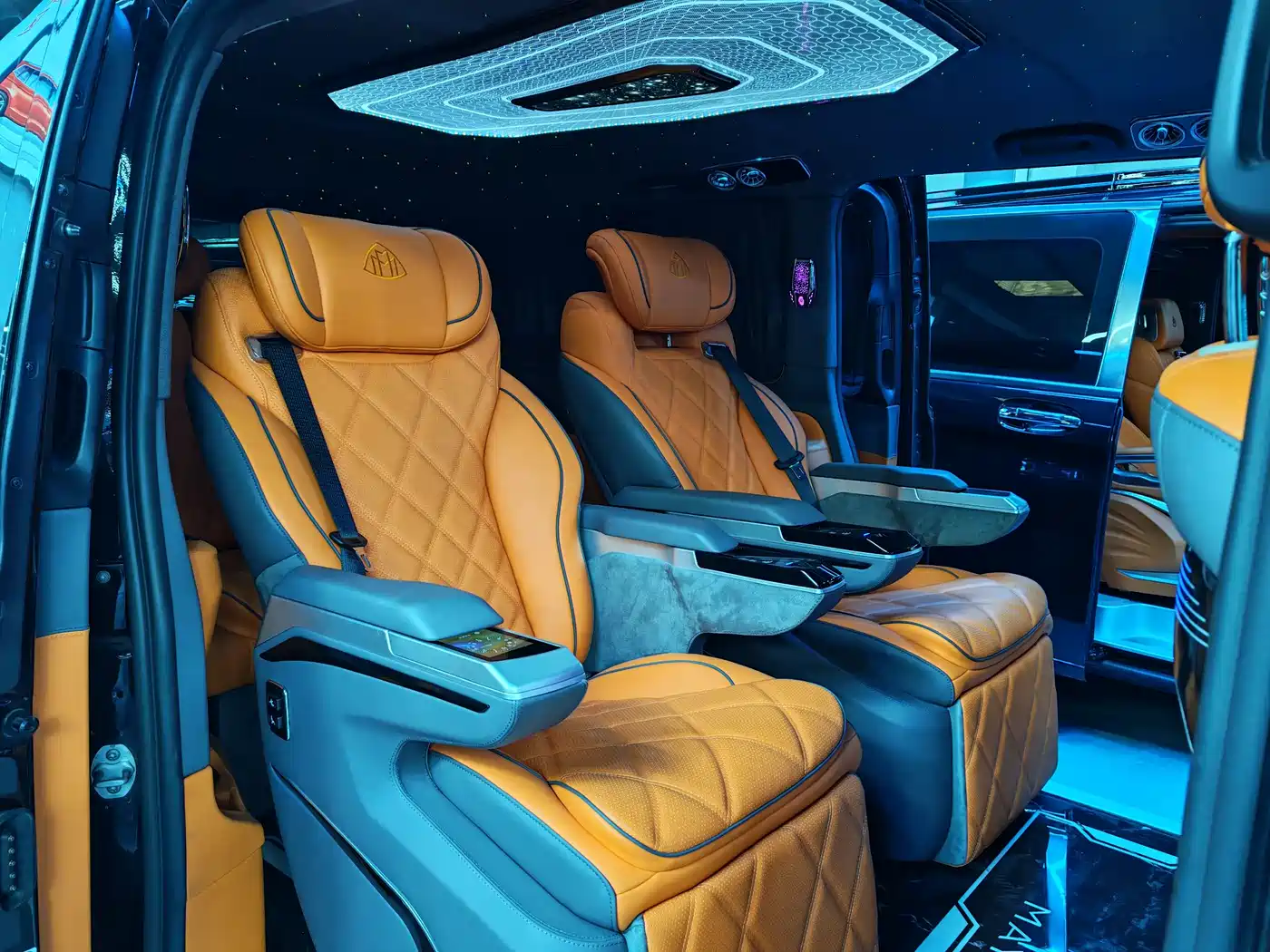 Mercedes-Benz Vito 2021 2.0T Business Edition 7-seater фото 14