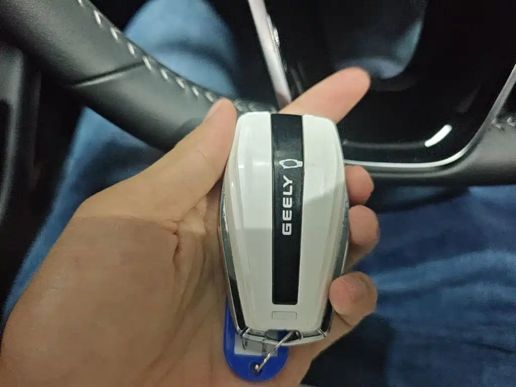 Фото 9 - Geely Preface