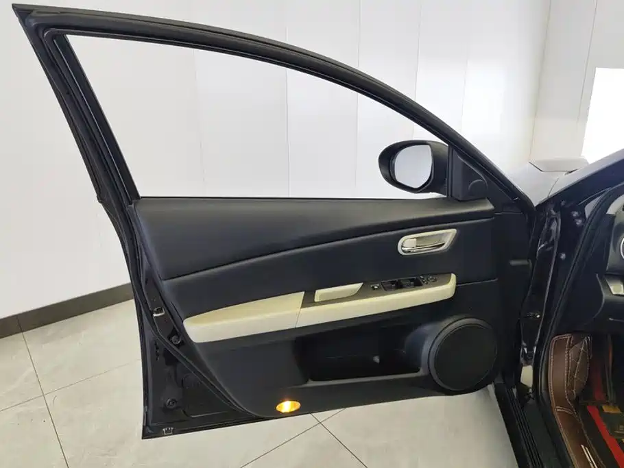 Mazda Ruiyi 2013 2012 2.0L Automatic Elite Edition