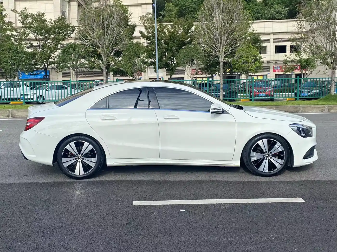 Mercedes-Benz CLA (Import) 2017 Facelift CLA 200 Style фото 3