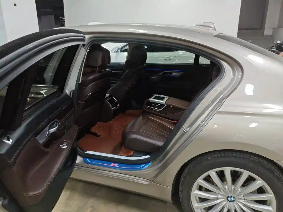 BMW 7 Series 2021 2021 Model 730Li Luxury Package