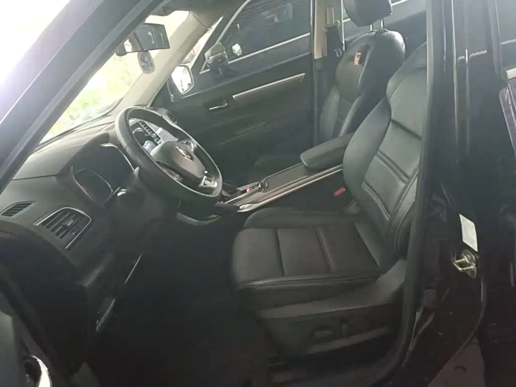 Renault Koleos 2019 2018 2.0L 2WD Luxury Edition