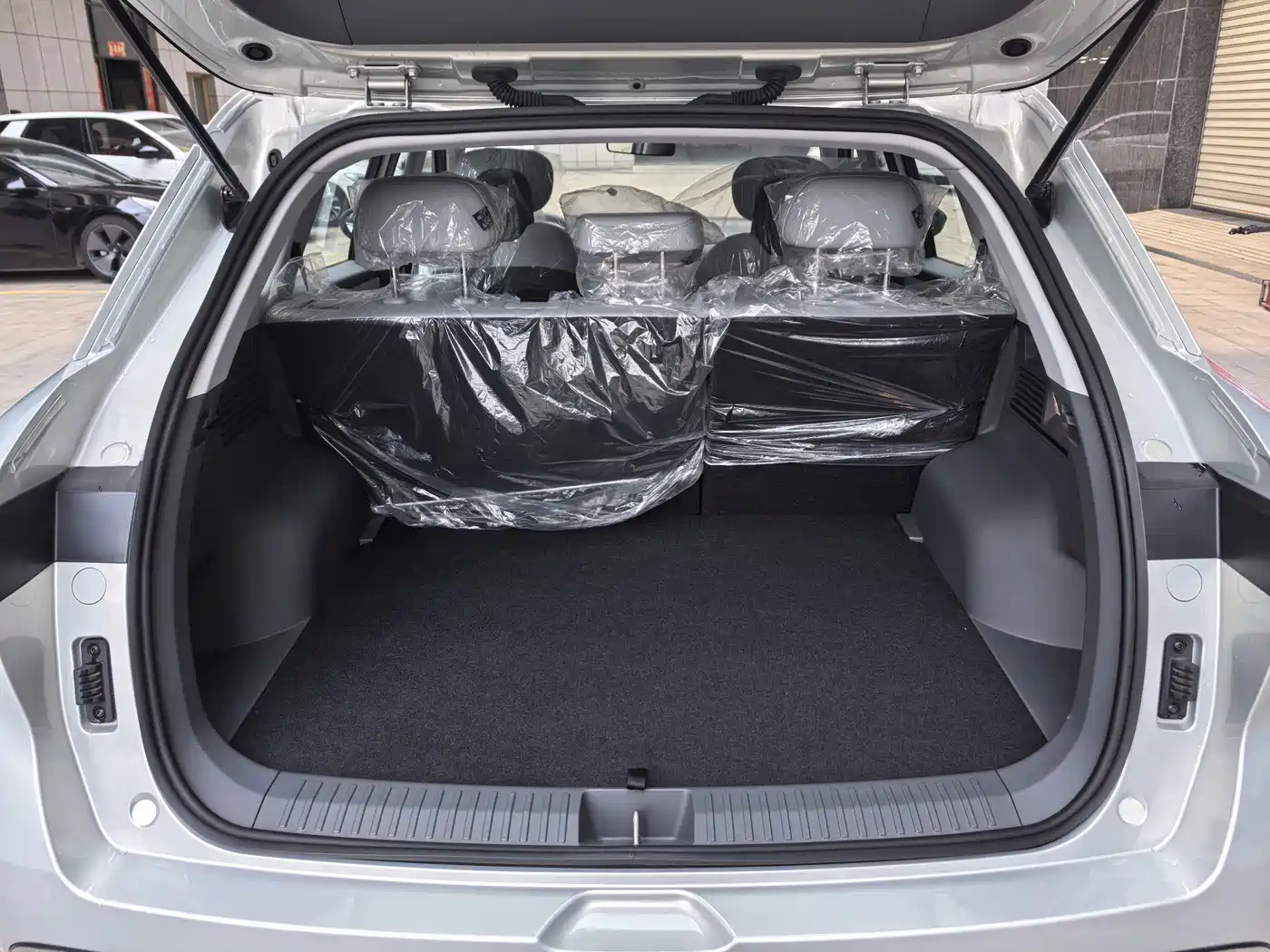 Besturn Yueyi 03 2026 2025 Model 445km Joy Edition