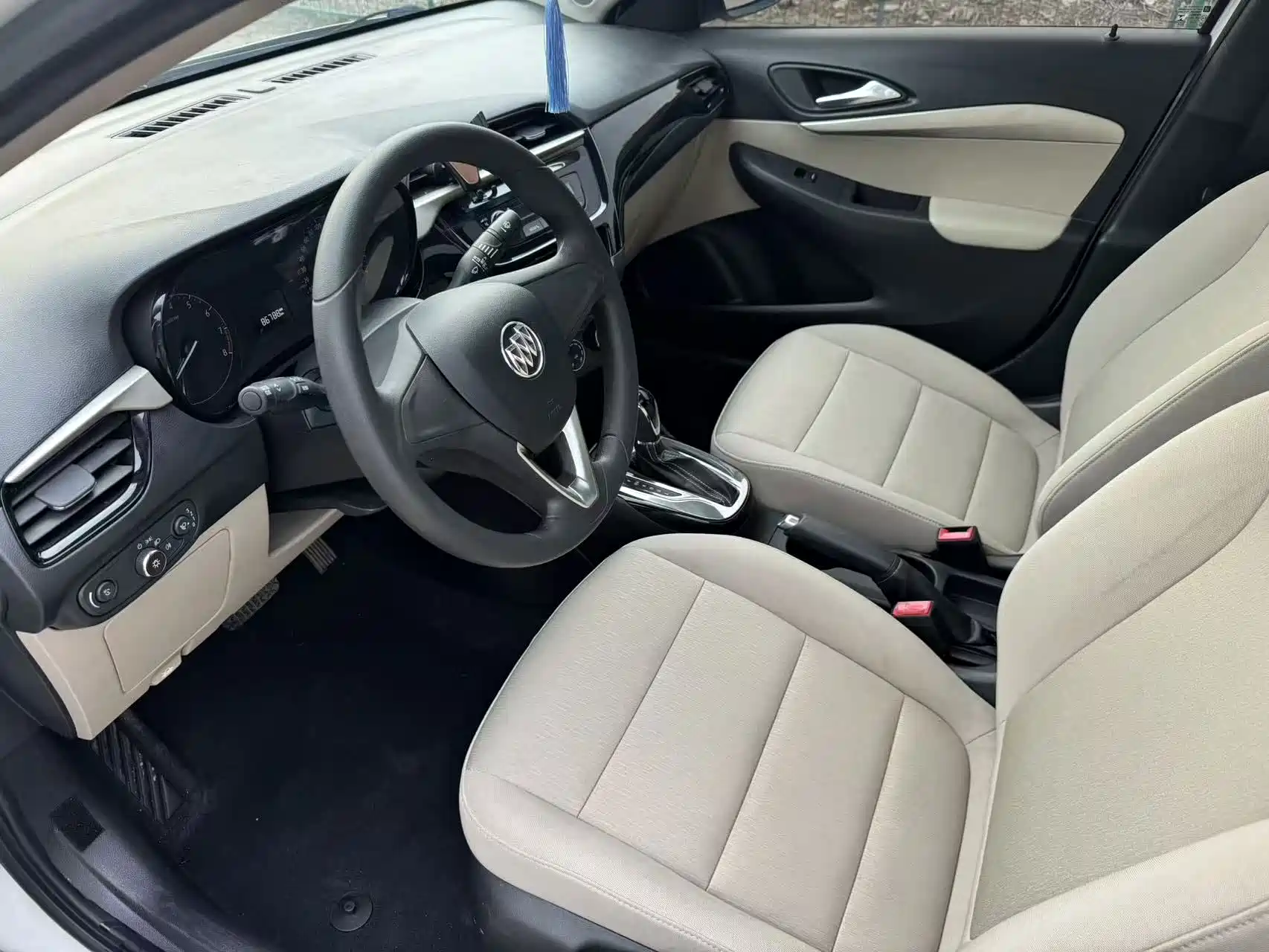 Фото 7 - Buick Excelle