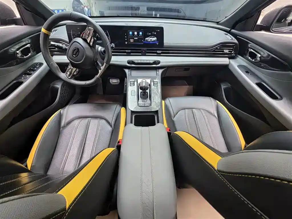 GAC Trumpchi Trumpchi Emkoo 2021 270T DCT J15 Edition фото 5