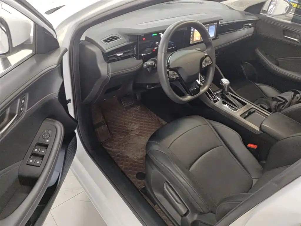 Roewe i5 2025 2023 1.5L CVT Luxury Edition