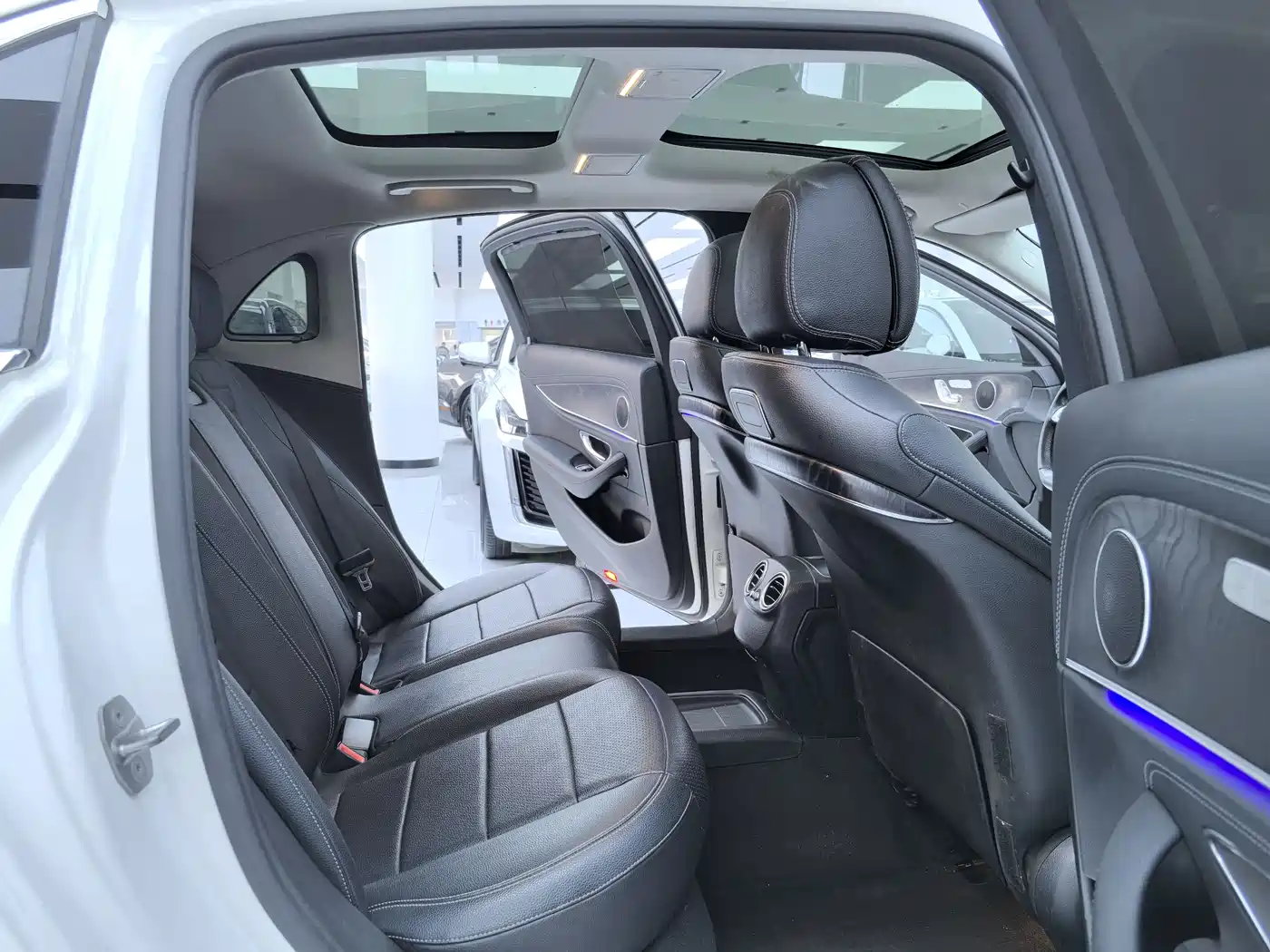 Mercedes-Benz E-Class 2017 E 300 L Sport Luxury фото 12