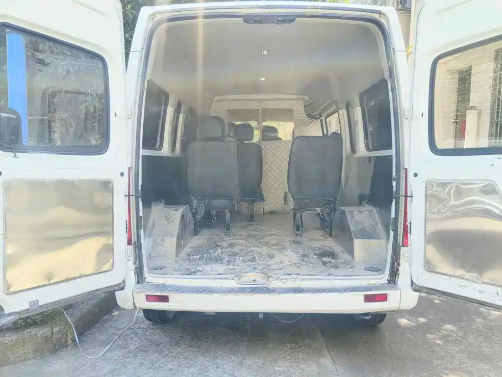 Photo 13 - SAIC Maxus Xintu V80