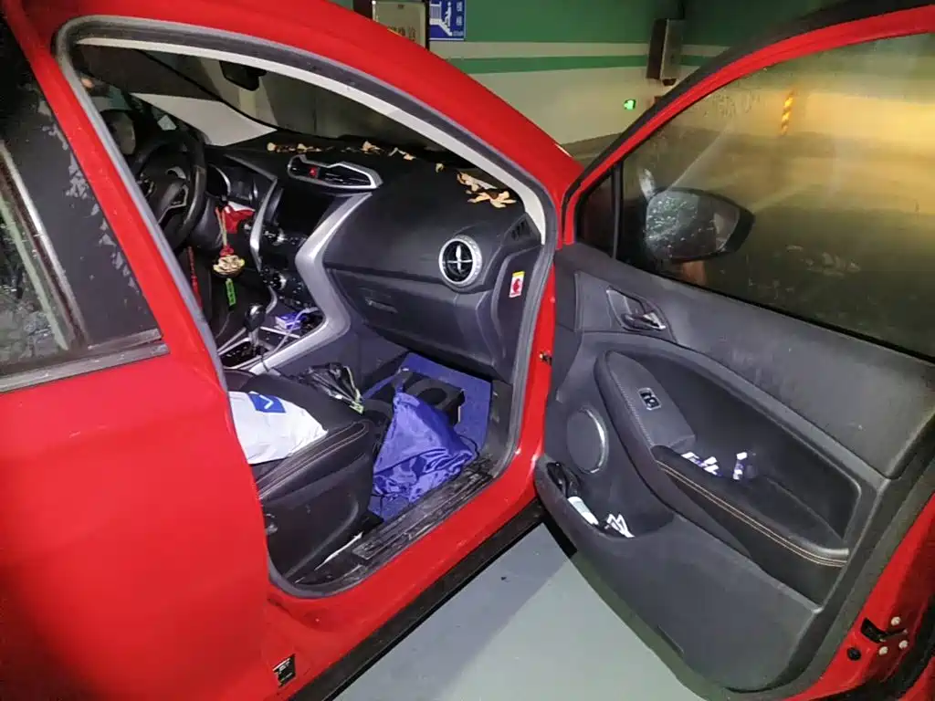 BYD Yuan 2017 2016 1.5L Automatic Luxury