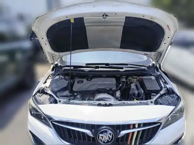 Buick Verano 2018 Sedan 15S Automatic Leading — фото 3