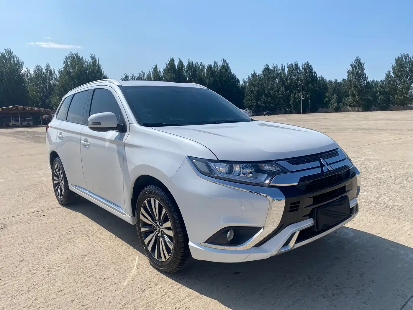 Mitsubishi Outlander 2022 2021 2.0L FWD Comfort Edition 5-seater