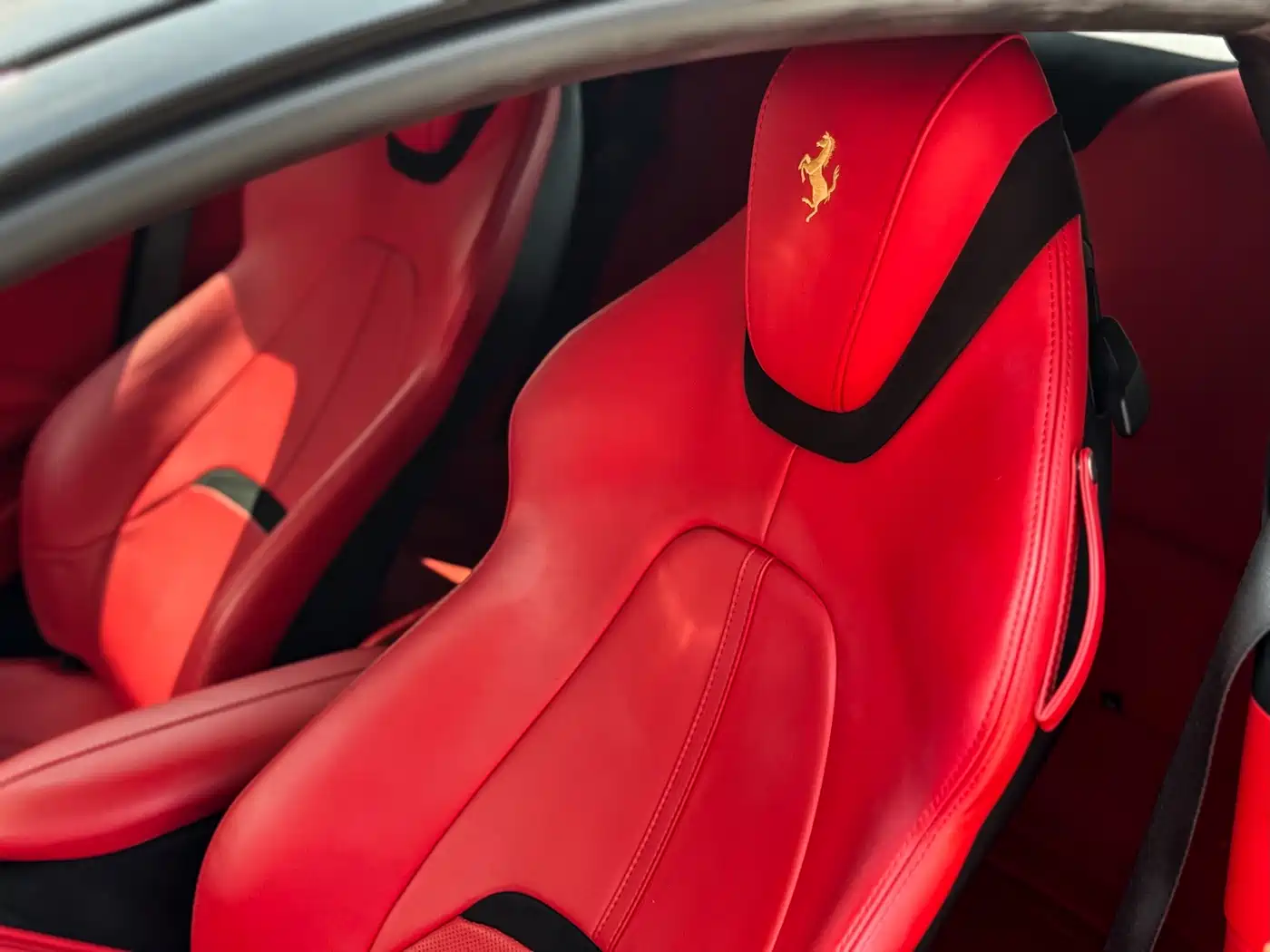 Ferrari Roma 2021 2020 3.9T V8